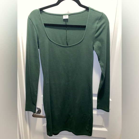 Aritzia Sunday Best Lorena Dress - Picture 3 of 3